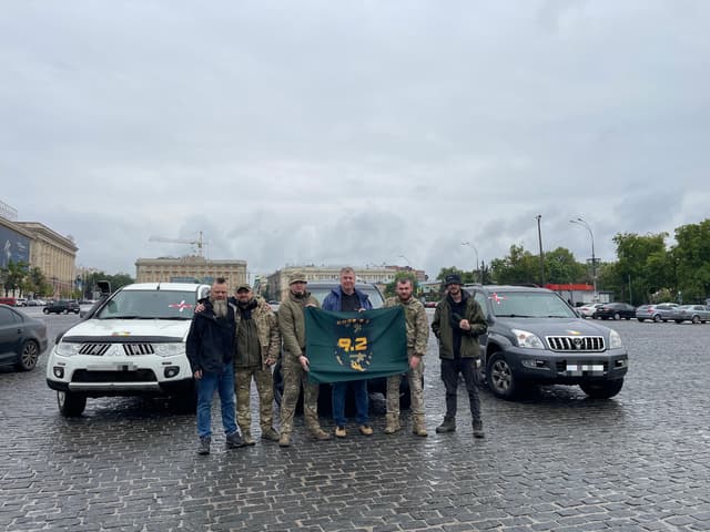 Три нові автомобілі 1
